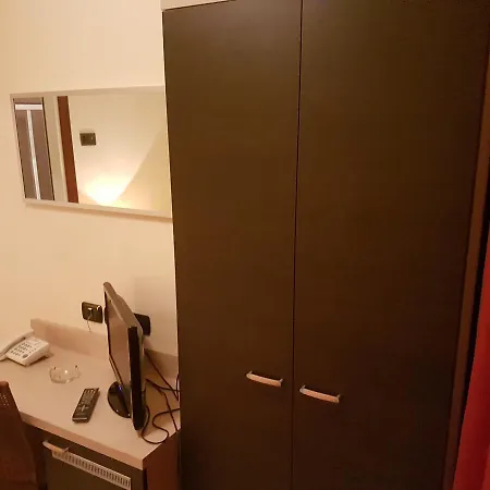 Hotel Bridge 3*